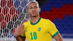 يخوض المنتخب السعودي الأولمبي لكرة القدم مبارياته الثلاث في أولمبياد طوكيو على ملعبي سايتاما ويوكوهاما، اللذين احتضنا مباراتين للمنتخب السعودي الأول ضمن كأس العالم 2002. A5ldldwaq4tbam