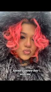 at least the snow looks cool… ugh i want summer back