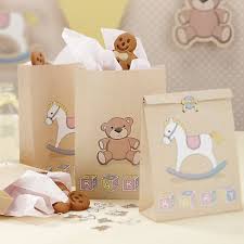 Sachets Cadeaux Aux Invites De La Collection Baby Shower Cheval A Bascule Disponibles Sur Www Mybbshowershop Com Fete Bebe Decoration Ourson Cheval A Bascule