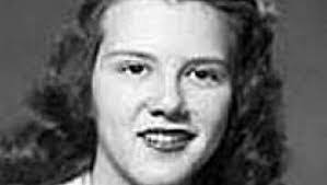 Juliette Shea's Instagram, Twitter & Facebook