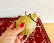 Cenicero de latón vintage con forma de insecto / Escultura ...