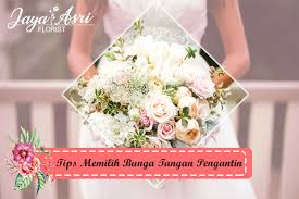 Cara membuat bunga tangan pengantin rose putih dan peach, perpaduan warna yang kalem. Tips Memilih Bunga Tangan Pengantin Jaya Asri Florist