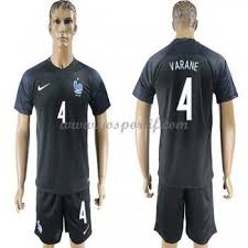 Les maillots officiels des équipes de la coupe du monde de football. Maillot De Foot France Coupe Du Monde 2018 Raphael Varane 4 Maillot Third Maillot De Foot Maillot Coupe Du Monde