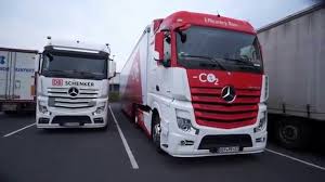 Mercedes Mercedes Truck Mercedes Benz Trucks Mercedes