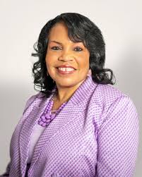 Wanda Pearson's Instagram, Twitter & Facebook