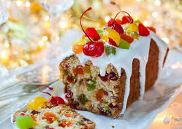 Gateau Aux Fruits De Noel Avec Le Glacage De Sucre Et De Fruits Confits Banque D Images Et Photos Libres De Droits Image 31430225
