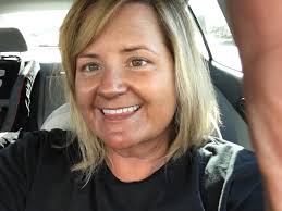 Not only did my spray tanning make it to the final round of voting but my  boutique did too for favorite women's fashion boutique. Please click this  link and vote for me