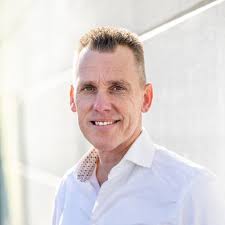 De 'landtak' van Tijssen Elektro hoort nu bij Bras Elektrotechniek B.V.,  maar de twee bedrijven houden hun eigen identiteit. Peter Bras en Pedro  Kappen noemen het de perfecte oplossing. Klanten van… |