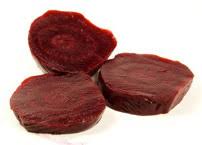 Miam, des bonnes betteraves rouges du jardin !cuites et coupées en dés, avec un oignon rouge émincé. Calories Betterave Rouge Cuite