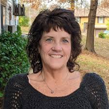 Sandra Perricone's Instagram, Twitter & Facebook