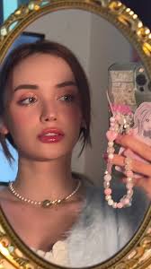 Conan Gray Burger Sauses