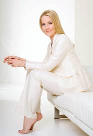 Judith rakers (born 6 january 1976 in paderborn, germany) is a german journalist and television presenter. Judith Rakers Judithrakers