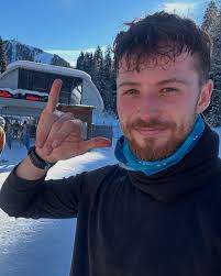 Albert Levi (@albert.art5) • Instagram photos and videos