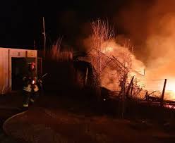 Fulgy continuă scandalul cu ramona de la clejani, sora lui vitregă: Incendiu UriaÈ™ La NÄƒvodari Arde PescÄƒria Lui Ilie Video Evenimentul Zilei