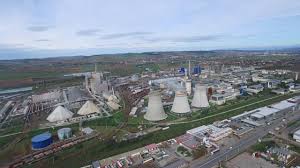 Contractul colectiv de munca este o conventie incheiata in forma scrisa intre angajator sau organizatia patronala si salariati angajatorul sau organizatia patronala initiaza negocierea colectiva cu cel putin 45 de zile calendaristice inaintea expirarii contractelor colective de munca. Azomures In Negocieri Pentru Contractul Colectiv De MuncÄ