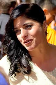 She played a number of small roles in films and on television before obtaining recognition for h. Selma Blair Wikipedia