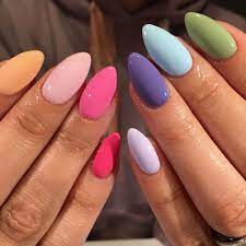 Acrylic nail paints are a mixture of liquid monomer and powder polymer. A Detailed Guide To Every Type Of Manicure Manicures List