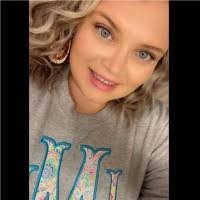 Jessica Mcqueen's Instagram, Twitter & Facebook