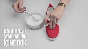 Daha sonra suyun içine karbonat atalım. Ayakkabi Kokusu Nasil Onlenir I Kendin Yap I Diy Youtube