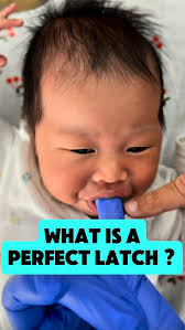 The way you carry your newborn baby can significantly impact their  development, posture, and overall strength 👶✨ From birth, babies rely