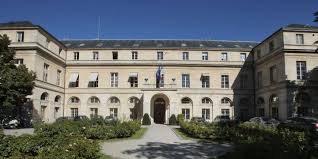 Maybe you would like to learn more about one of these? Fin De L Imbroglio Autour Du Nouveau Test D Anglais Obligatoire Pour Les Etudiants