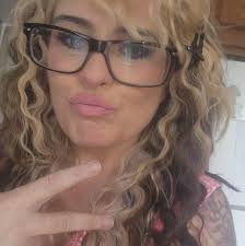 Who can plow a small parking lot in Beaver Bank?