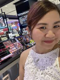 kaninong mapalad na kamay kaya ang makaka-holding hands sa 'kin sa feb 14