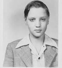 On 8th January 1946 On his 11th birthday Elvis got a guitar from his  parents instead of the bicycle he wanted. Elvis' parents couldn't afford a  bicycle that Elvis wanted, so Gladys