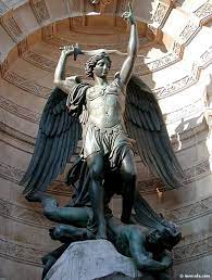 L Archange Saint Michel Paris Angel Statues Sculpture Angel Statues Art