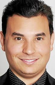 Owner of Bistro 82 in Royal Oak picks up $5,128 tab for all diners, gives  same amount to Boys & Girls Club