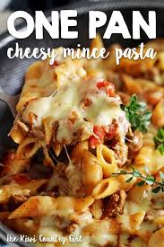 Cheesy One Pan Mince Pasta Recipe Mince Recipes Dinner Pasta And Mince Recipes Minced Beef Recipes