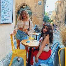 يذكر أن شيرين رضا تربطها علاقة قوية بابناء عمرو دياب الثلاثة جنا وكنزي وعبدالله، باعتبارهم إخوة ابنتها نور. Ø£Ø­Ø¯Ø« Ø¸Ù‡ÙˆØ± Ù„Ù€ Ø¬Ù†Ø§ ÙˆÙƒÙ†Ø²ÙŠ Ø¹Ù…Ø±Ùˆ Ø¯ÙŠØ§Ø¨ Ø®Ø¨Ø± ÙÙŠ Ø§Ù„ÙÙ†