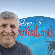 Walter Bode's Instagram, Twitter & Facebook