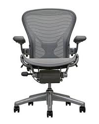 We talked to ergonomics experts for advice on buying the best a good, ergonomic office chair can help reduce the negative effects of sitting for too long. Lifehacker Do Everything Better Best Office Chair Modern Office Chair Office Chair
