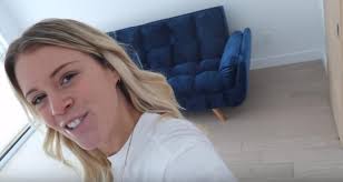 Dans une vidéo, Catherine Peach nous montre enfin l'intérieur du chalet  qu'elle a remporté en 2018