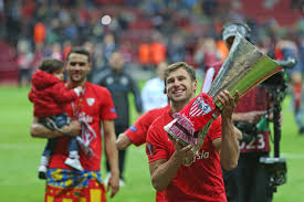 Grzegorz krychowiak (ˈɡʐɛɡɔʐ krɨˈxɔvjak (listen); Pzksrutdzggi6m