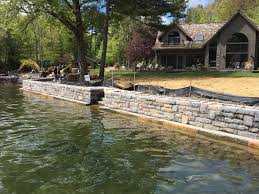 There's also a section on how to build them in 5 steps. Adirondack Natural Stone We Feel This Must Be One Of The Nicest Retaining Walls On Lake George Look At What Gould S Landscaping Built With Our Hawthorne Granite Fantastic