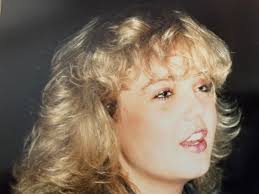 Michelle Petersen, Mary Yandall Pereira, Isalei Iuli, Michelle Eneliko with  a few unidentified gents enjoy an evening at "Mr C's" the hangout spot for  the Samoan's those days in Long Beach, Hans