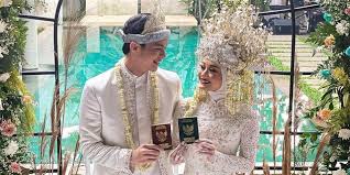 Check spelling or type a new query. Selain Dinda Hauw Dan Ray Mbayang 5 Artis Ini Jalani Taaruf Sebelum Menikah Dream Co Id