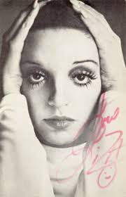 Liza Minnelli Autographs, Memorabilia & Collectibles