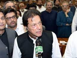 Imran khan wins toss in 1992 worldcup final. Playboy Pakistan Cricket Star Imran Khan Sworn In As Pm