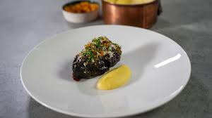 Enjoy tender squab served with chestnut puree, cassava, purple corn and butter sand. it is a fun michelin star recipe with a molecular twist from renown spanish chef eneko atxa. A Michelin Restaurant Chef Shares His No Stress Recipe For Braised Beef And Mash