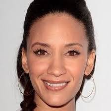 Raina Henry's Instagram, Twitter & Facebook