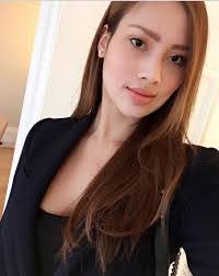 Sasha Aziz's Instagram, Twitter & Facebook