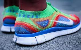 German short rows are used to shape the body, with a flattering v shape created by using a contrast colour. Nike Flying Knit Cheap Nikes