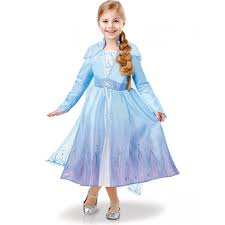 Range la chambre d'une adolescente pour qu'elle rejoigne ses amies au cinéma. Robe De Elsa La Reine Des Neiges 2 Luxe