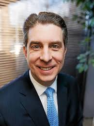 Donald Knapp's Instagram, Twitter & Facebook