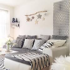 Wohnzimmer Schwarz Weiss Dekoideen Wohnzimmer Schwarz Weiss Wohnzimmer Weiss Wohnzimmer Grau Weiss