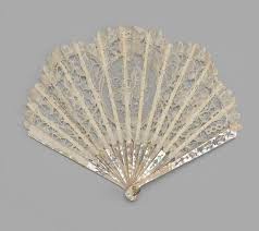 Fontange Fan Of Cream Lace Leaf Fan Decoration Vintage Outfits Hand Held Fan