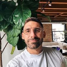 Daniel Stancliff's Instagram, Twitter & Facebook